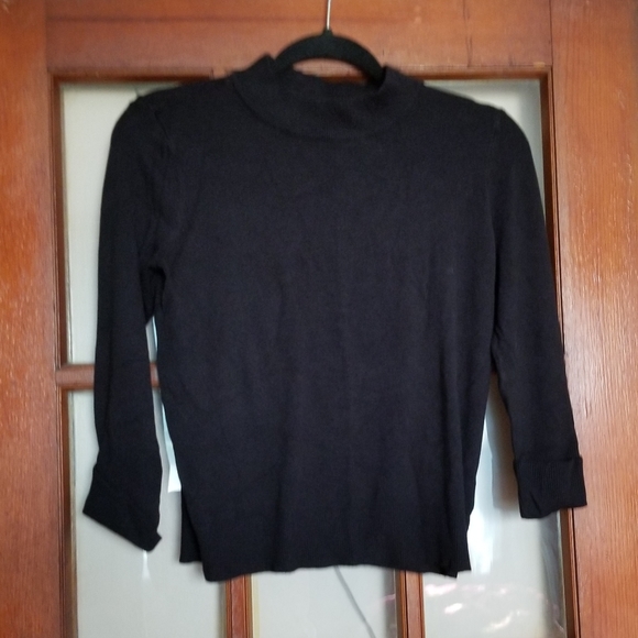Liz Claiborne mock neck sweater in black - Picture 3 of 5